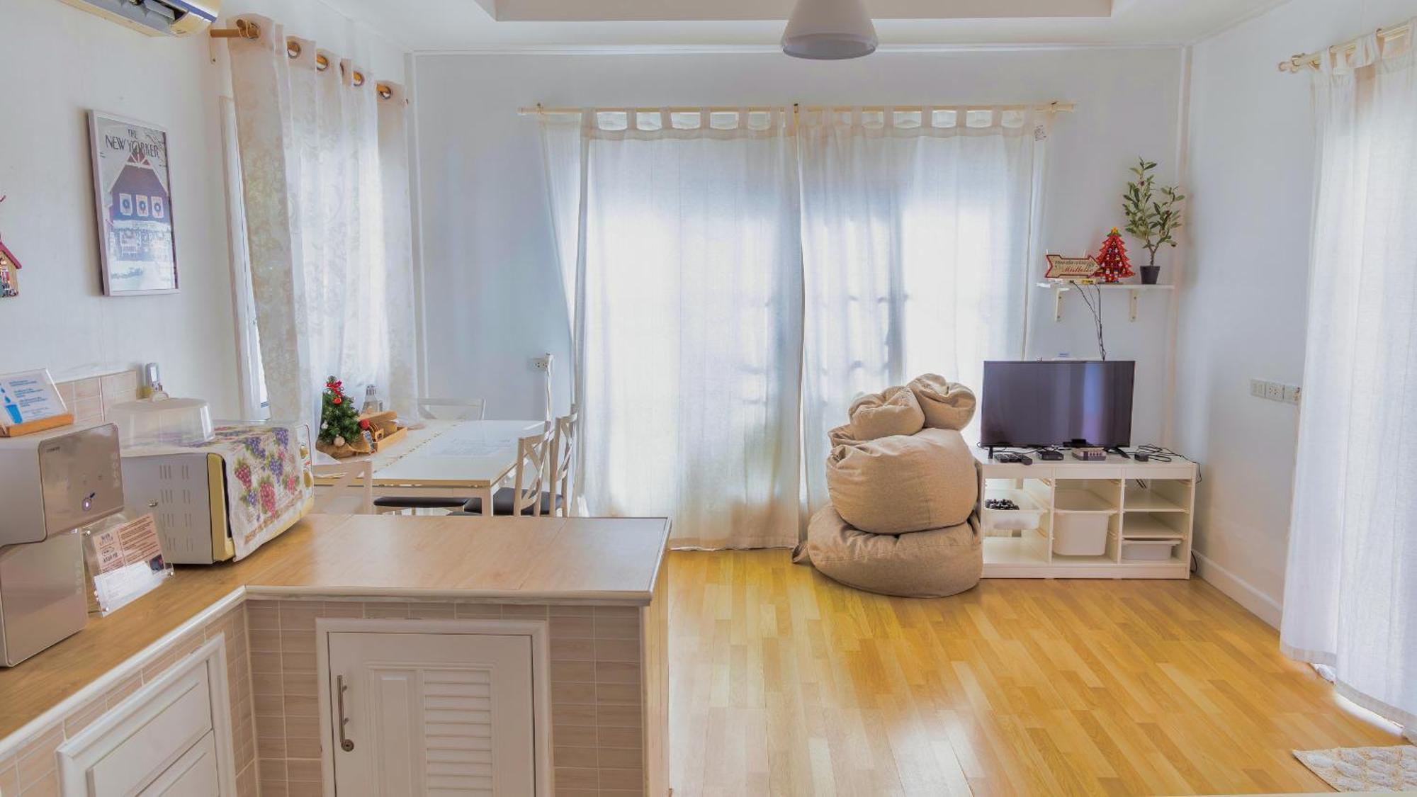 Baan Casita With Private Seaside Cottage Хуахін Екстер'єр фото