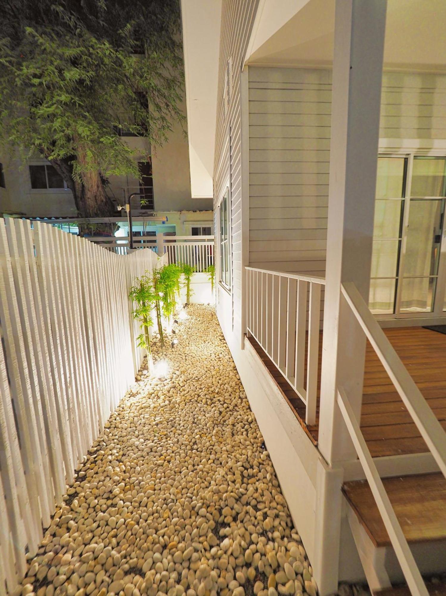 Baan Casita With Private Seaside Cottage Хуахін Екстер'єр фото